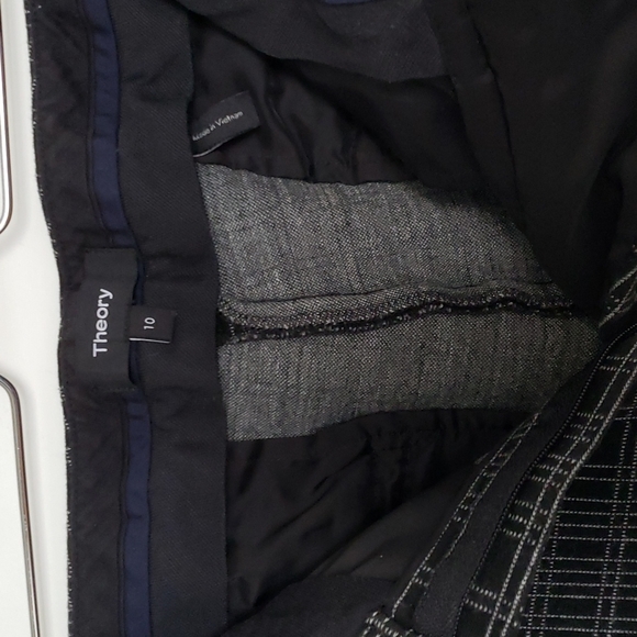 Skinny Theory pants - Picture 4 of 4